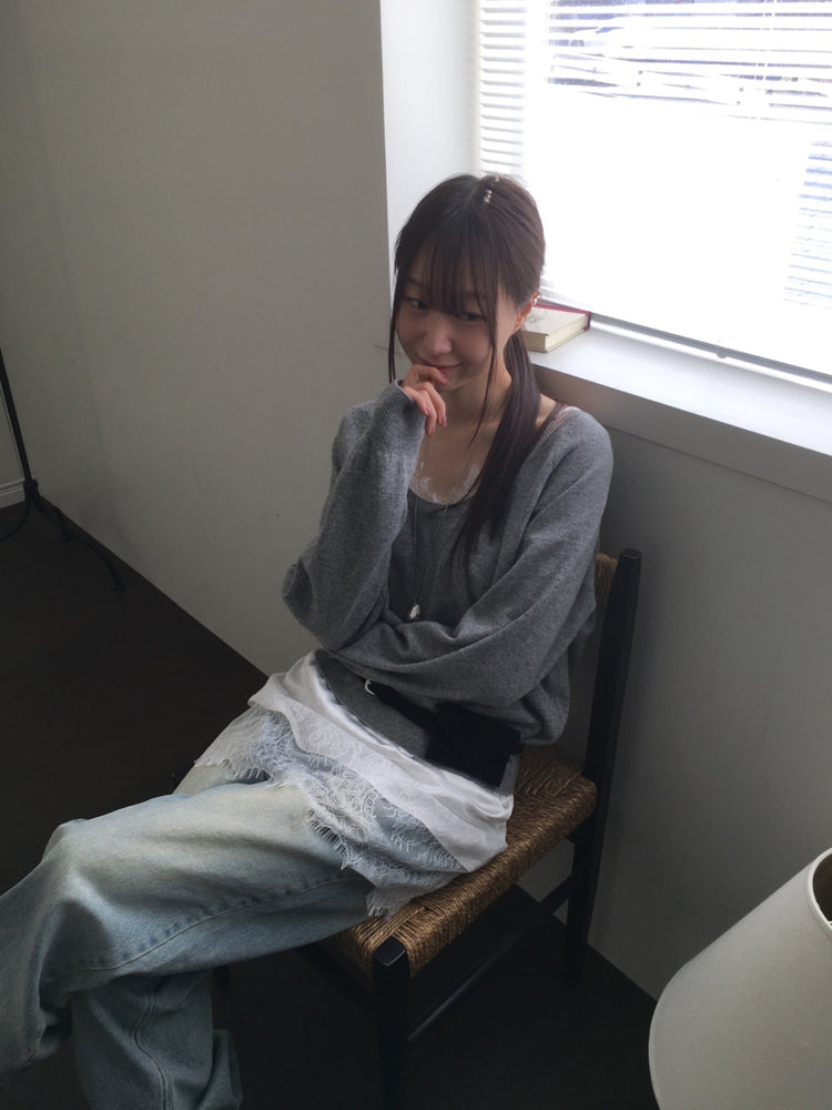 美色U領線細節針織上衣