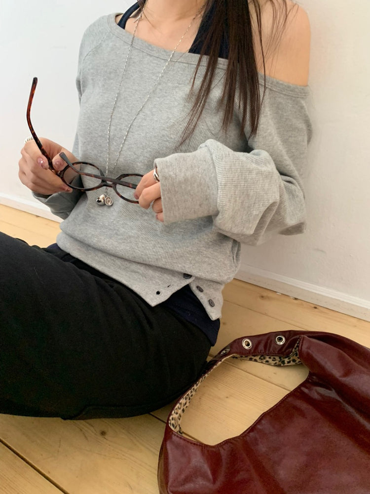 美肩撞色掛脖兩件式上衣