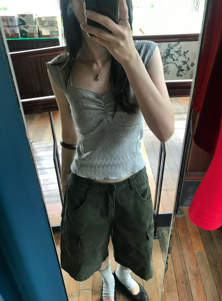 皺皺紋理胸壓線細節上衣