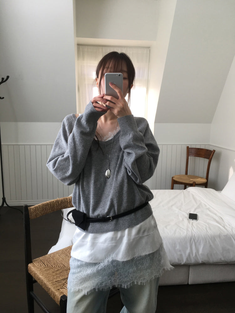 (現)美色蕾絲邊光澤感連身裙