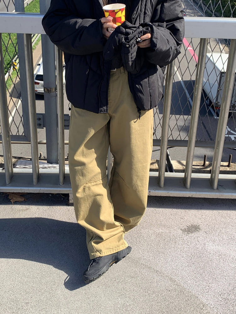 美色V領扣鈕修身上衣