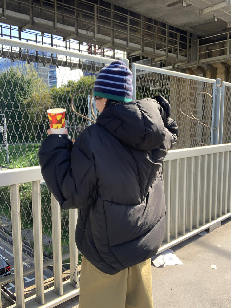 美色V領扣鈕修身上衣