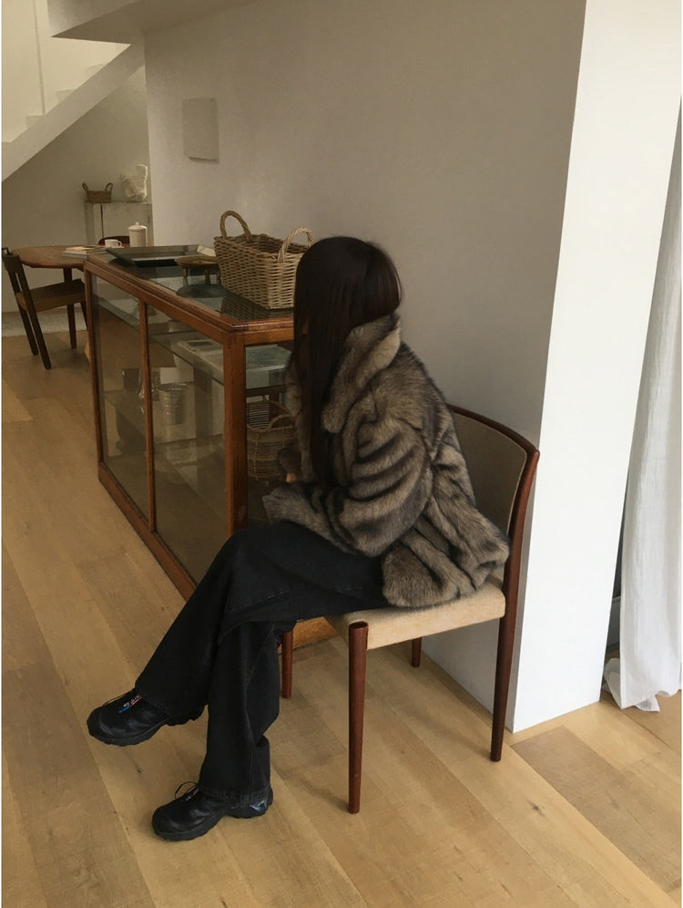 垂領綁帶修腰針織上衣