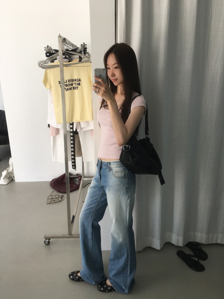 美色V領胸腺細節修身上衣