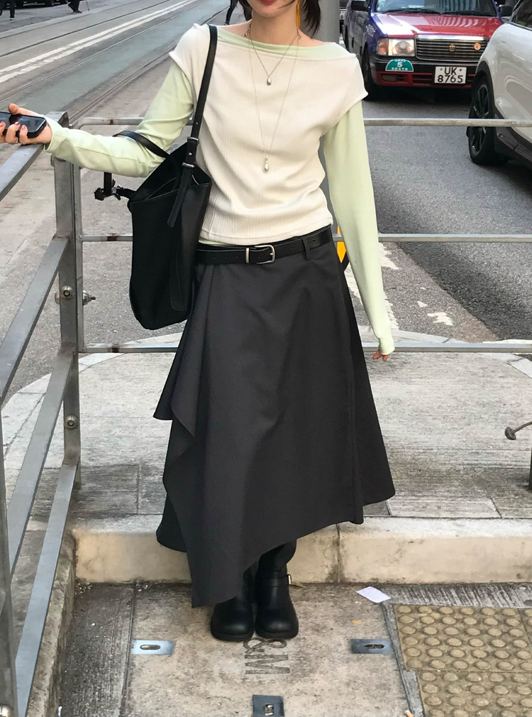 美肩鐵扣細節前後兩穿上衣