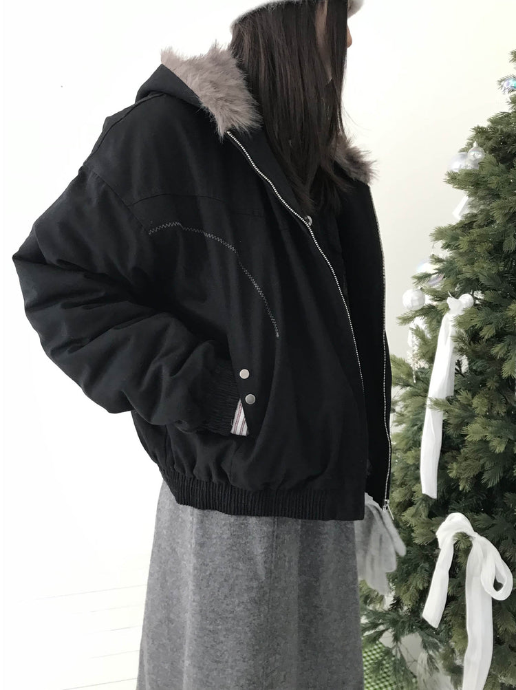 捲邊細節壓線及踝裙