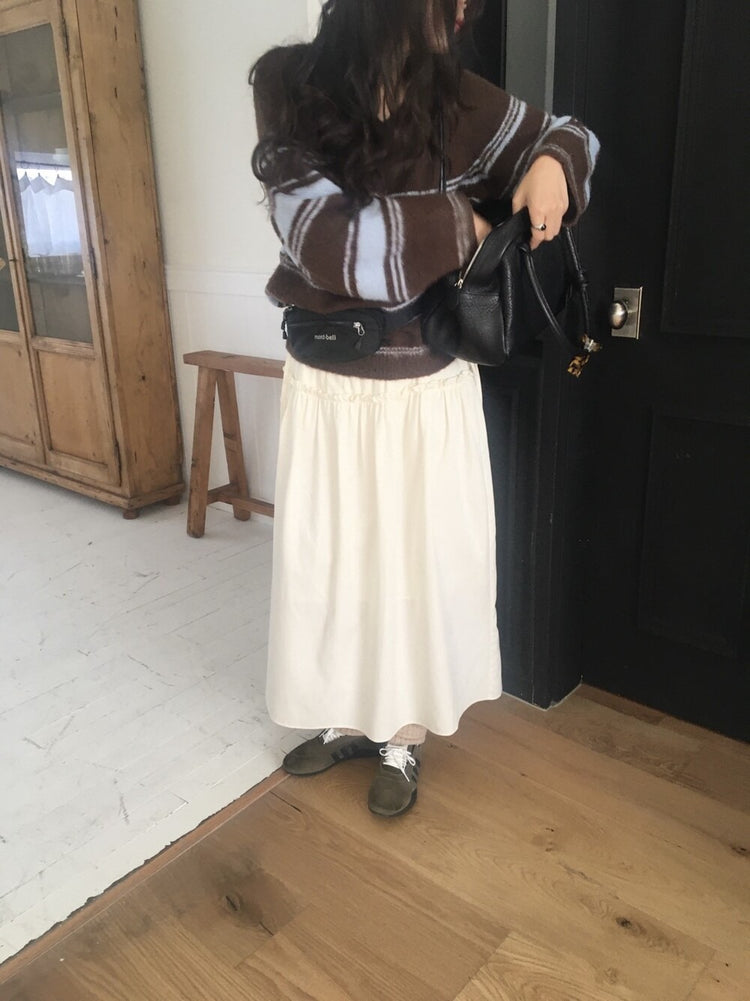 V領撞色條紋細節毛衣