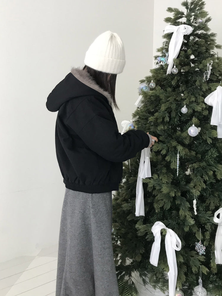 捲邊細節壓線及踝裙