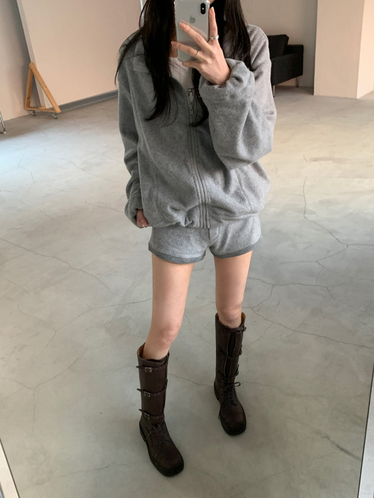 率性側扣綁帶長靴