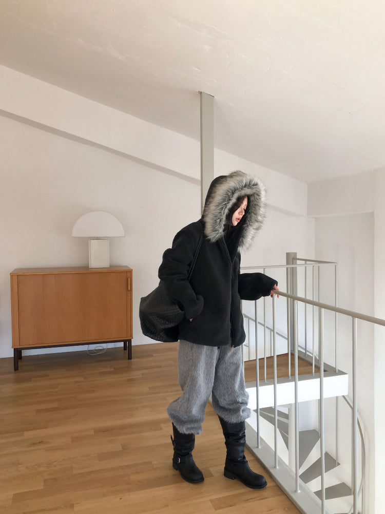 美色掛脖綁帶細節上衣