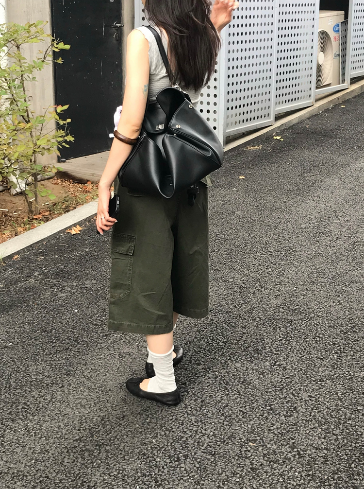 皺皺紋理胸壓線細節上衣