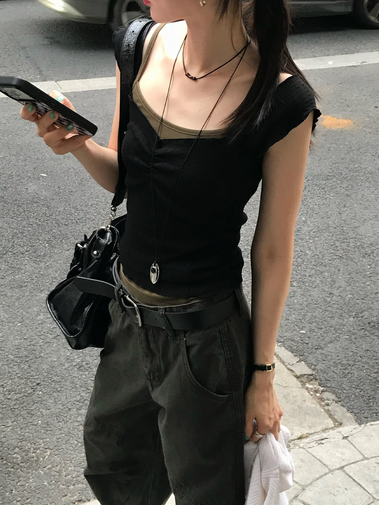 皺皺紋理胸壓線細節上衣