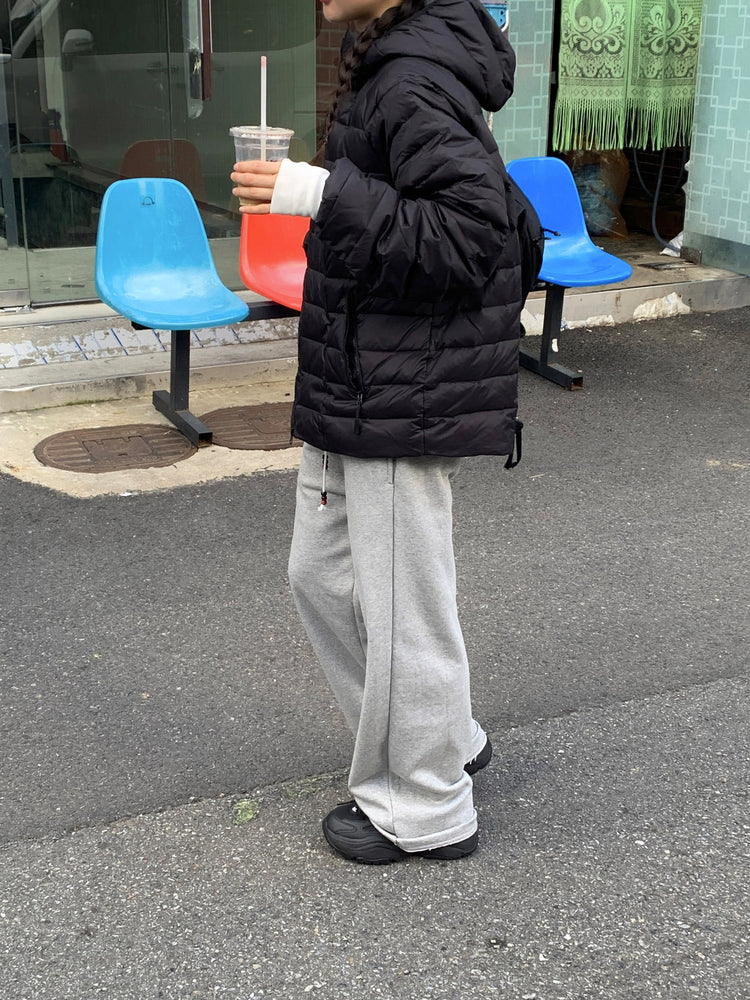 美色V領扣鈕修身上衣