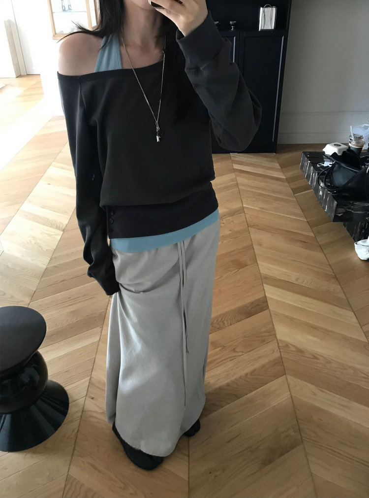 美肩撞色掛脖兩件式上衣