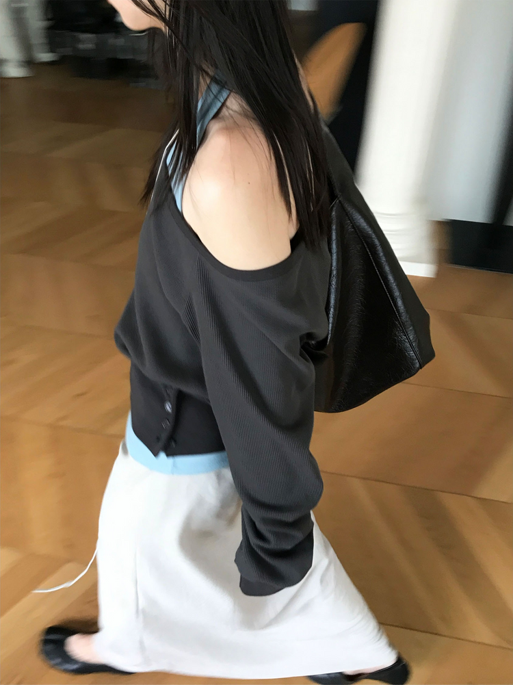 美肩撞色掛脖兩件式上衣