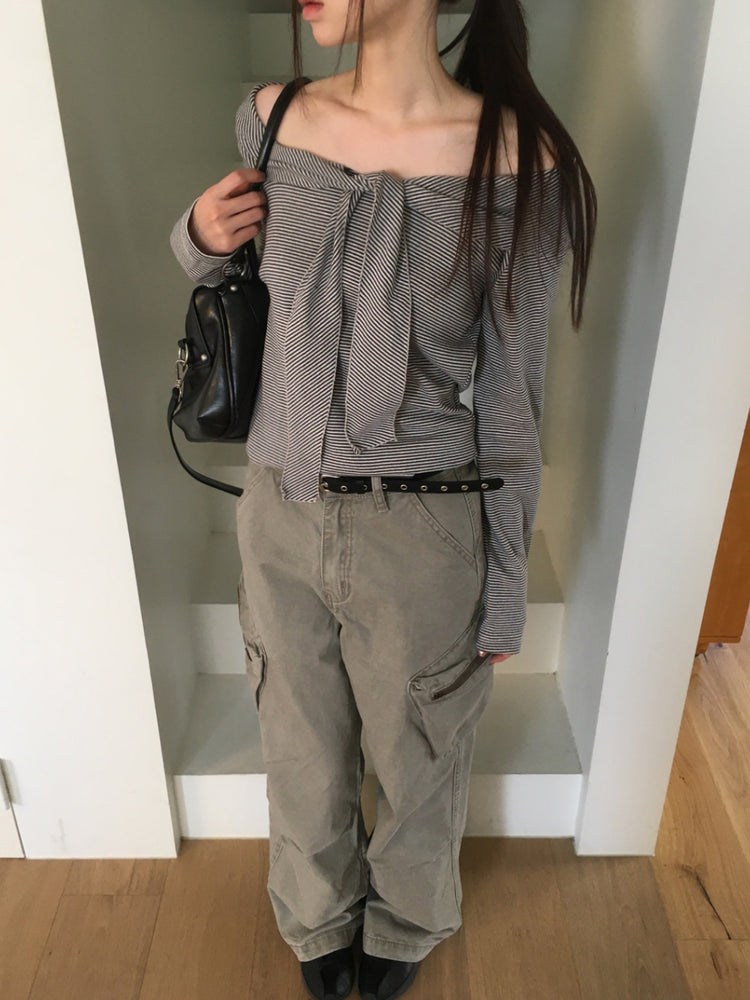美肩垂帶領結條紋上衣
