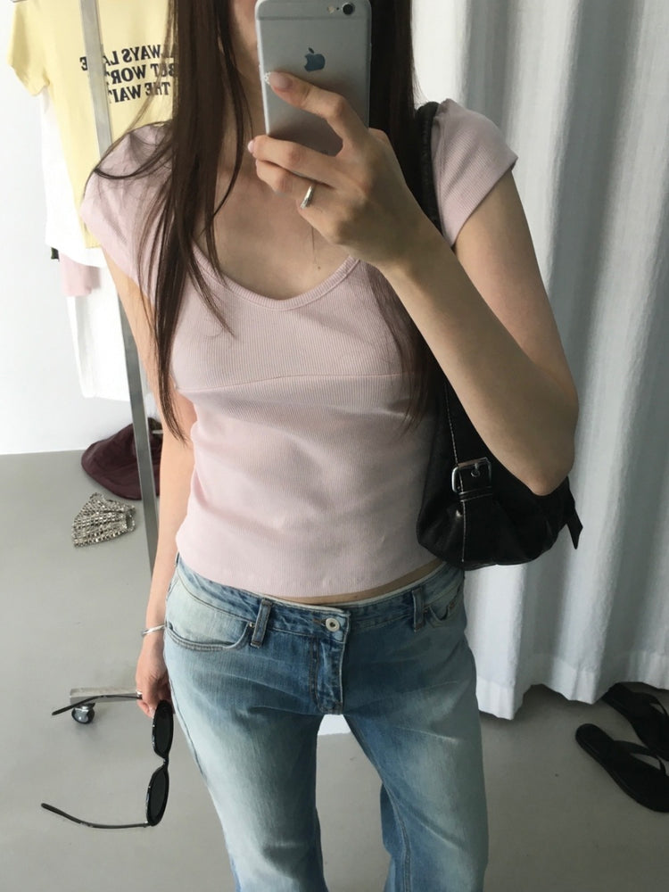 美色V領胸腺細節修身上衣