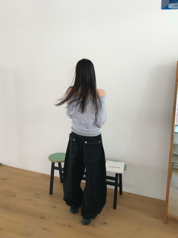 美肩撞色掛脖兩件式上衣