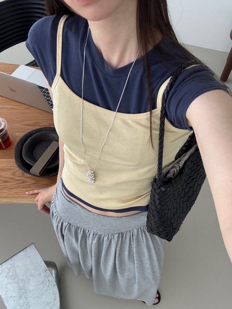 美色飛袖細節修身上衣