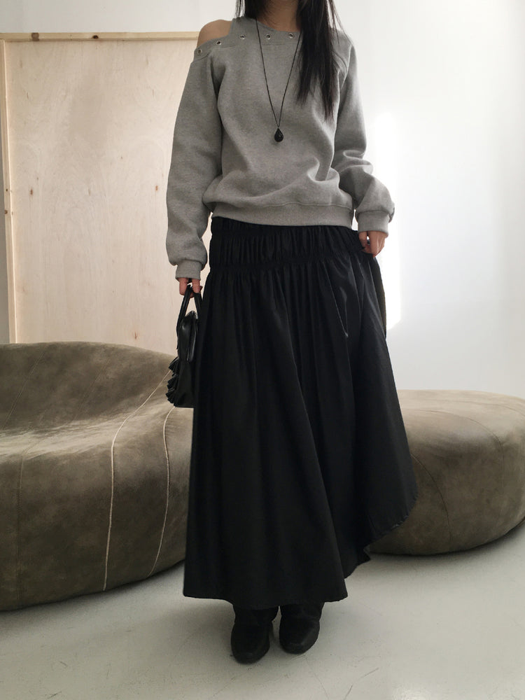 鉚釘圈細節假兩件美肩上衣