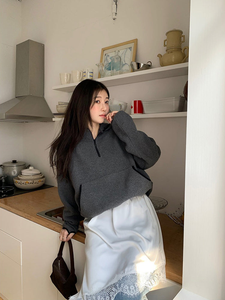 蕾絲邊光澤感不規則下擺裙