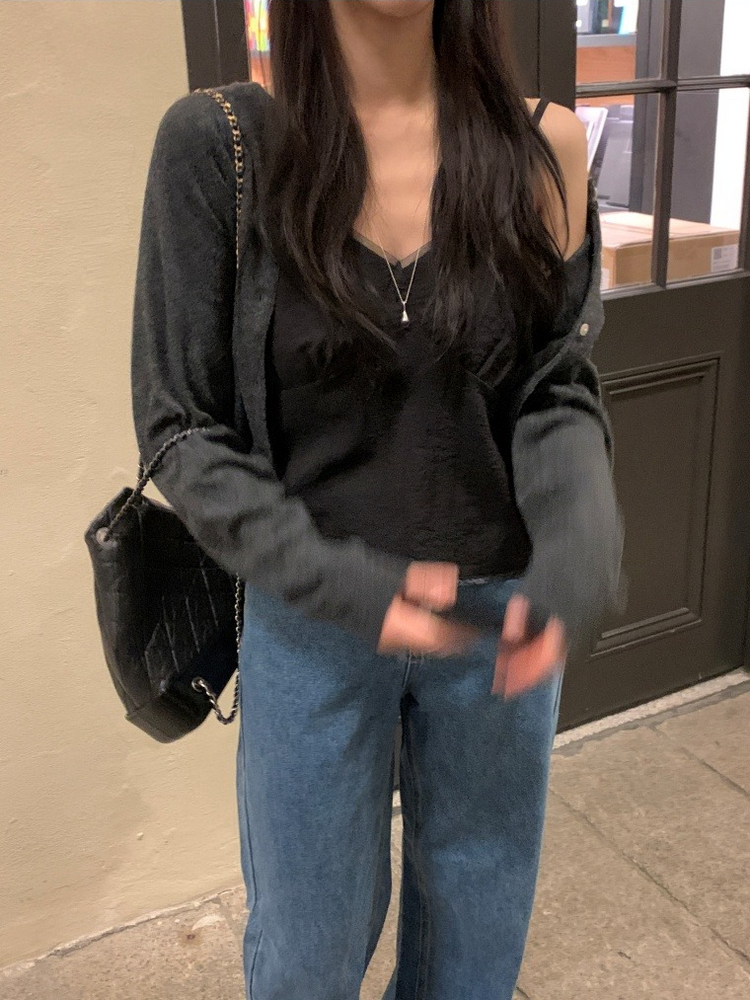 微透膚雙層細節上衣