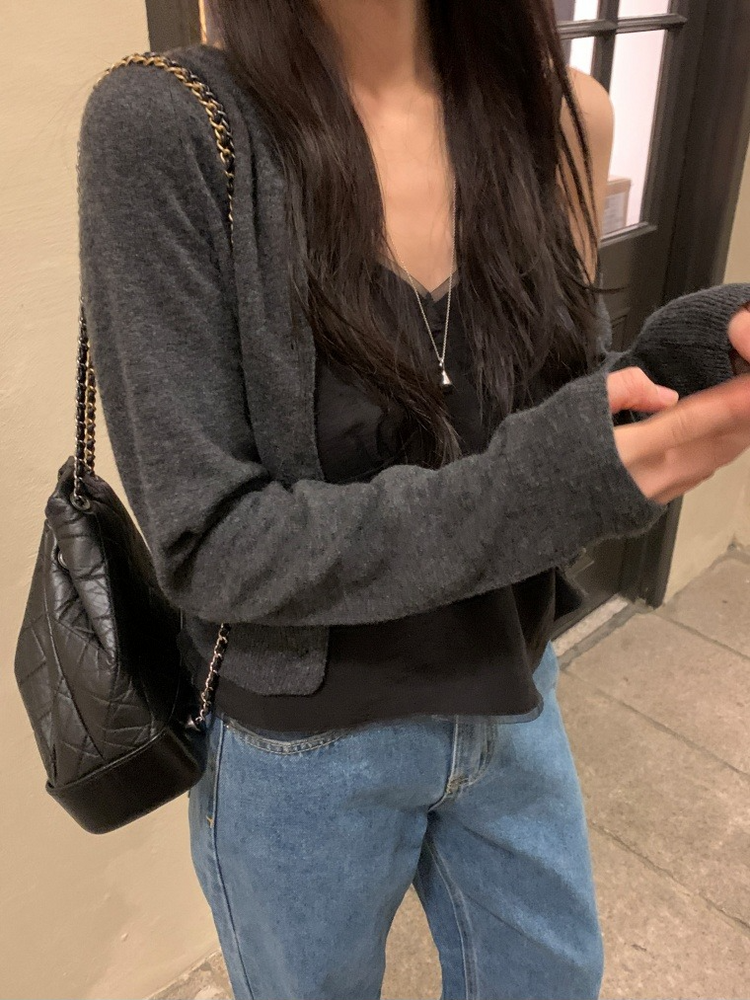 微透膚雙層細節上衣