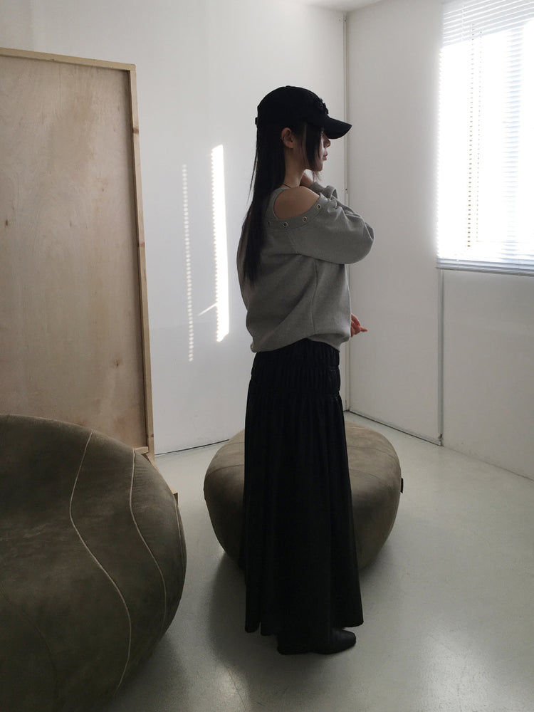 鉚釘圈細節假兩件美肩上衣