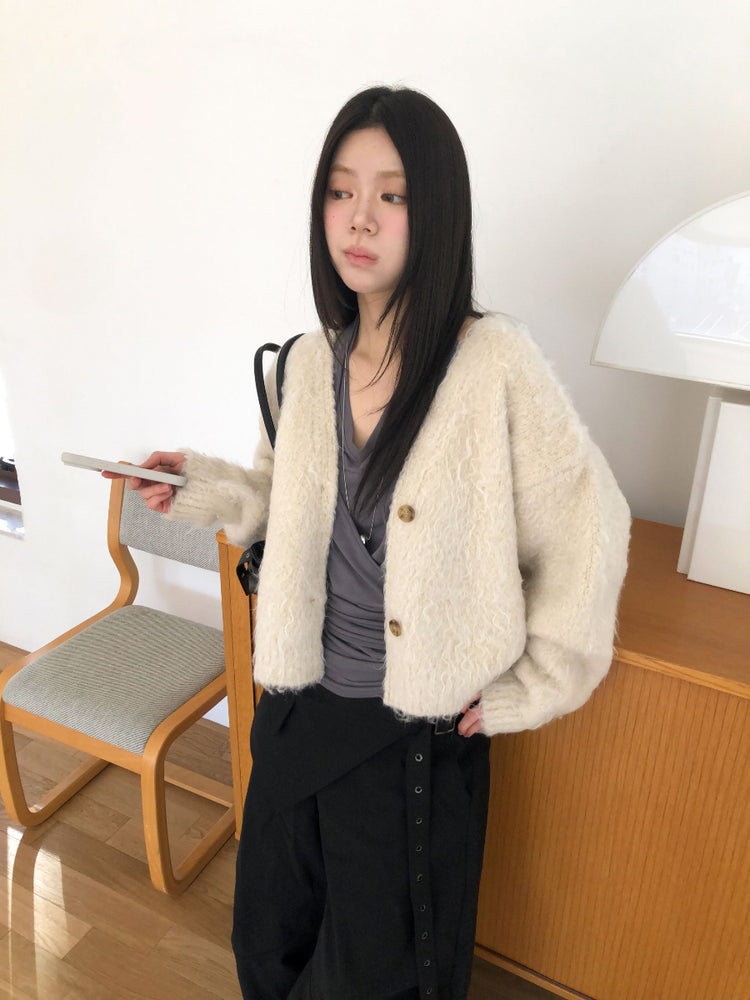 美色掛脖綁帶細節上衣