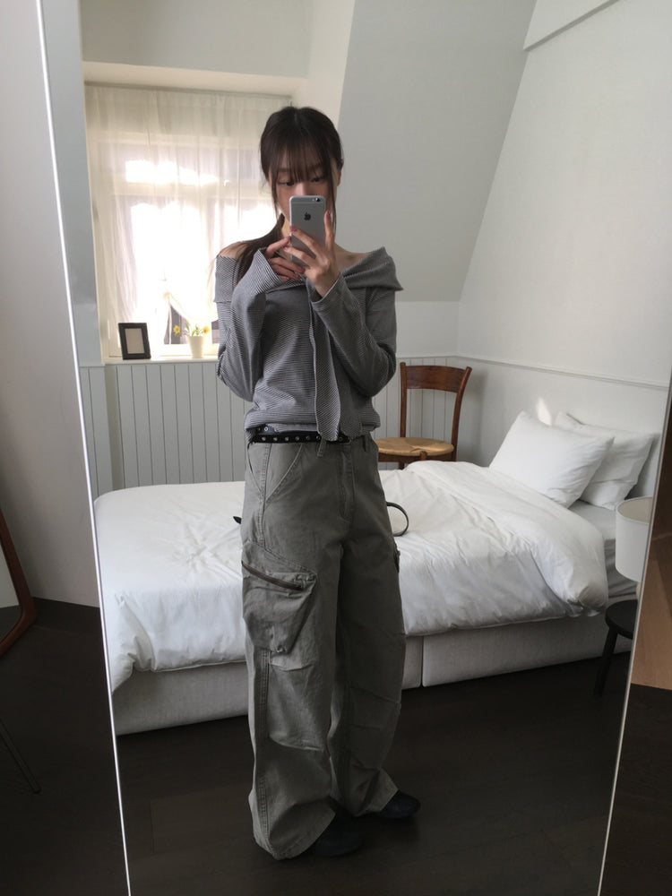 美肩垂帶領結條紋上衣