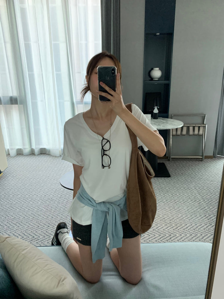 U領隨性寬鬆上衣