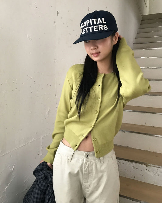 美色圓領排鈕針織外套