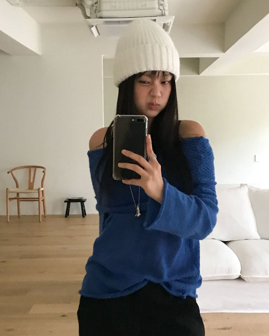 美肩微透紋理細節針織上衣