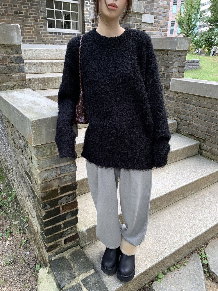 鬚毛質感寬鬆毛衣