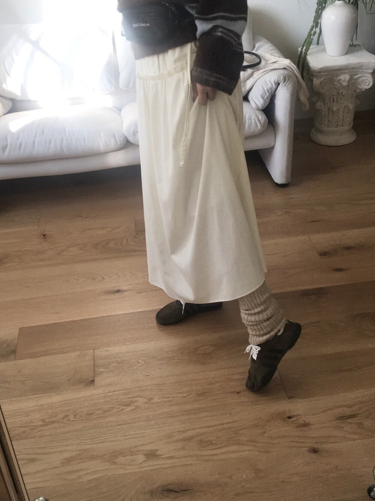 V領撞色條紋細節毛衣