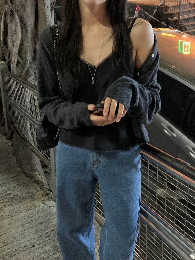 微透膚雙層細節上衣
