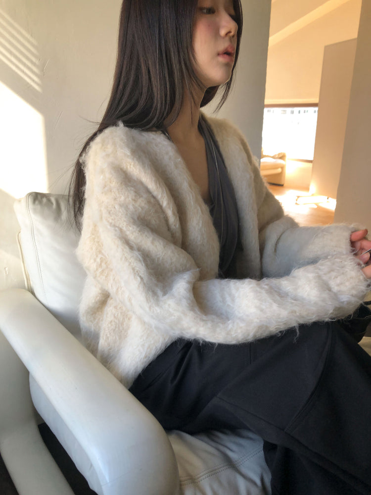 美色掛脖綁帶細節上衣