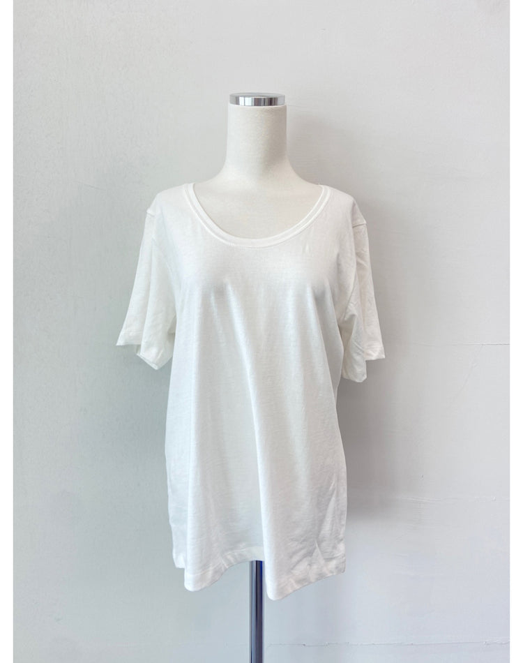 U領隨性寬鬆上衣