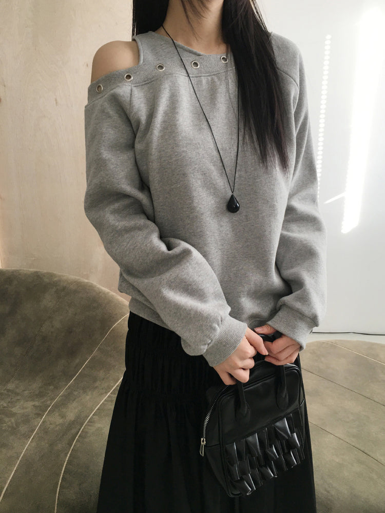 鉚釘圈細節假兩件美肩上衣