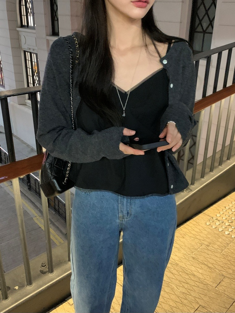 微透膚雙層細節上衣