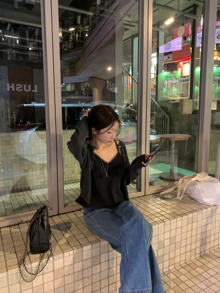微透膚雙層細節上衣