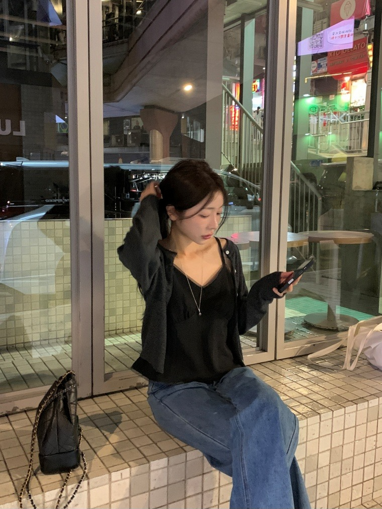 微透膚雙層細節上衣