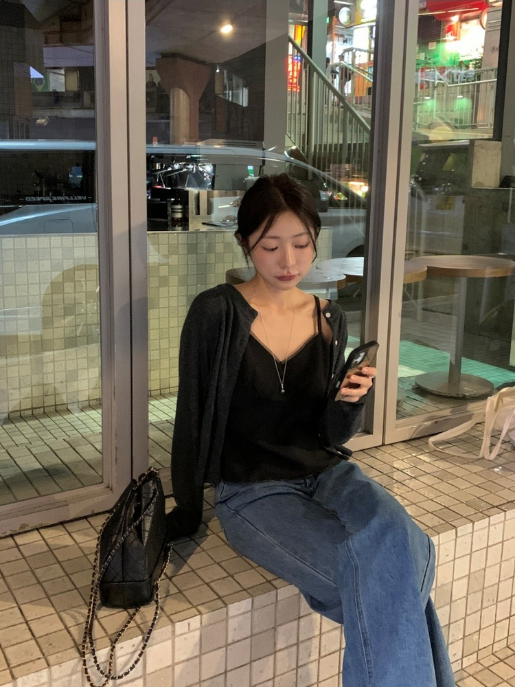 微透膚雙層細節上衣