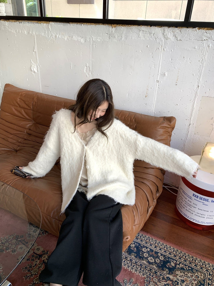 毛感細節排鈕寬鬆針織外套