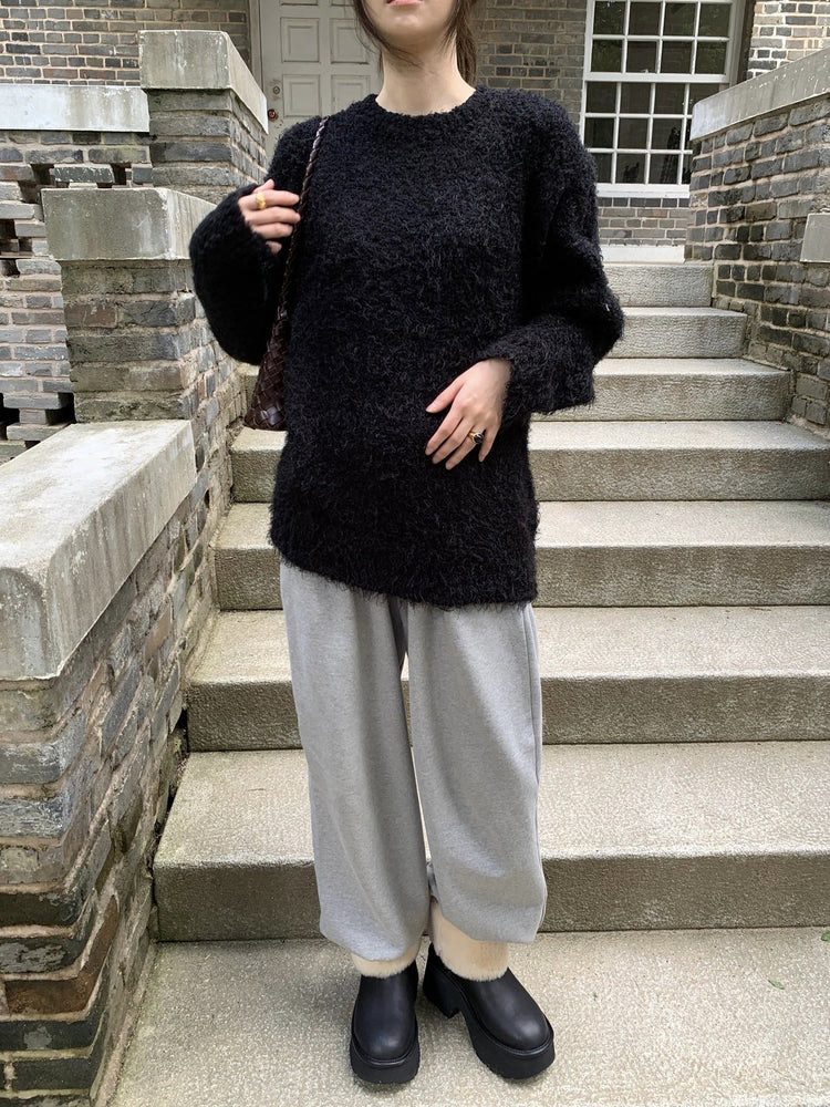 鬚毛質感寬鬆毛衣