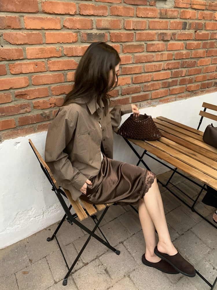 美色光澤蕾絲細節中裙