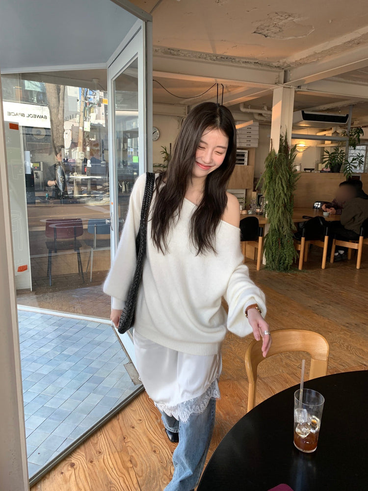 美色斜肩寬鬆束口毛衣