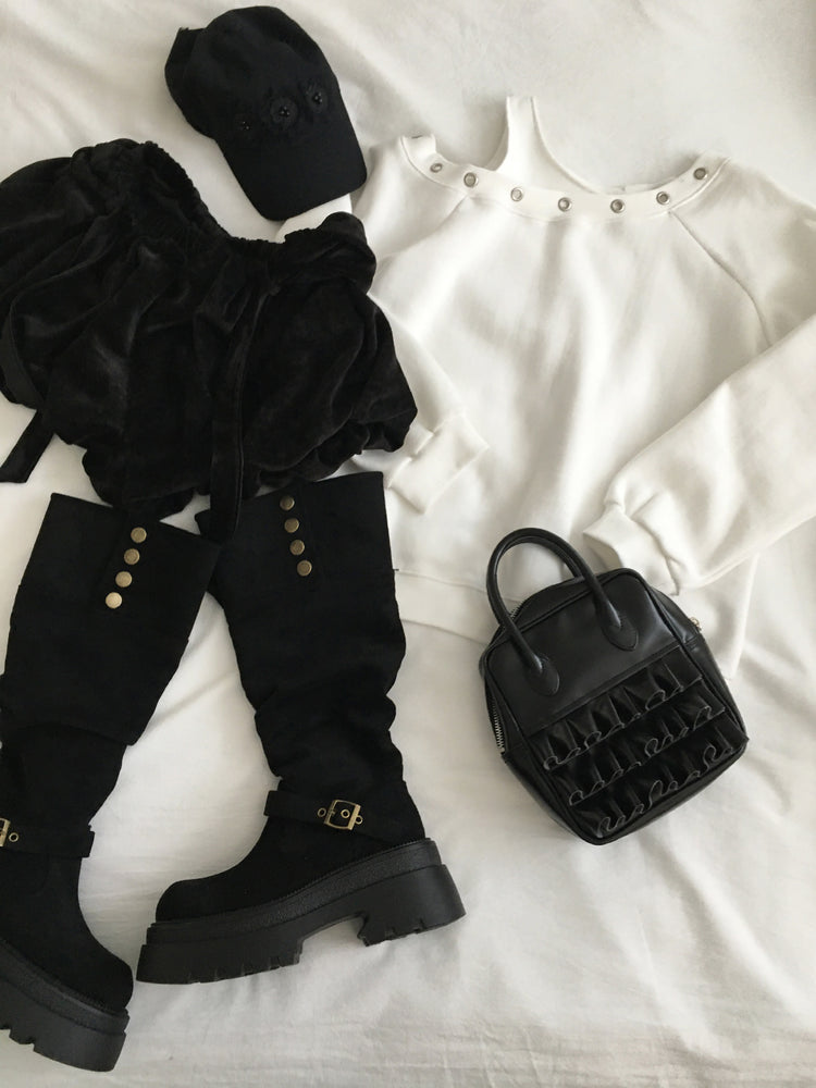 鉚釘圈細節假兩件美肩上衣