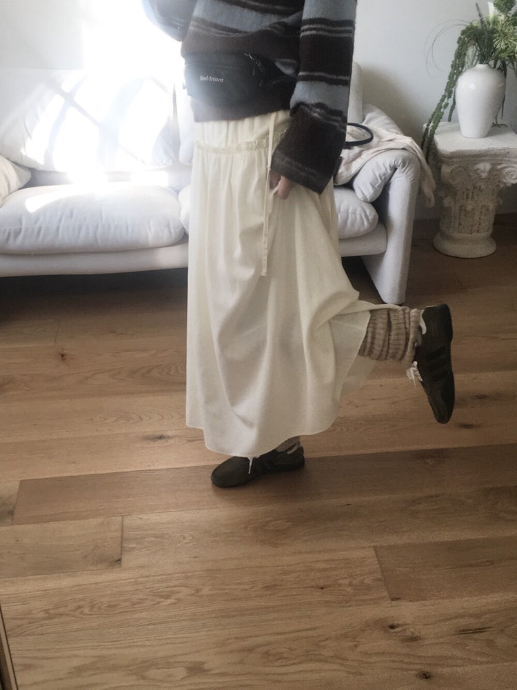 V領撞色條紋細節毛衣