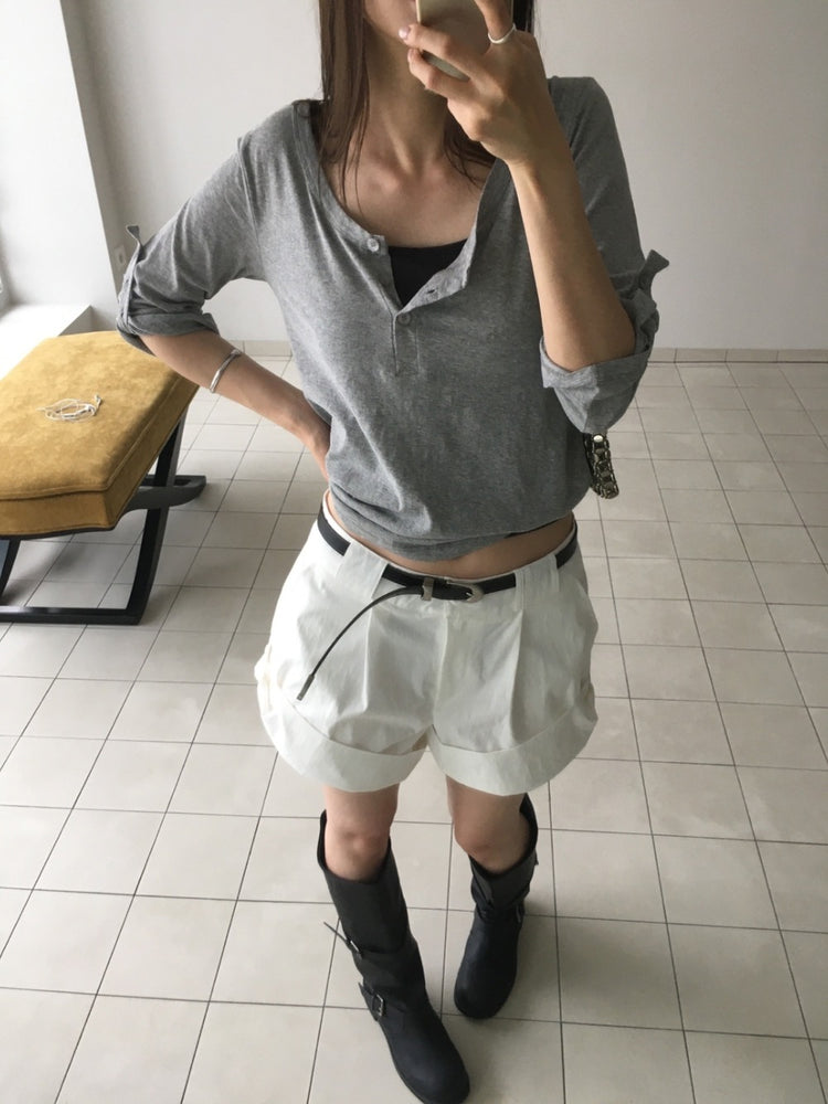 美色亨利領反折袖細節上衣